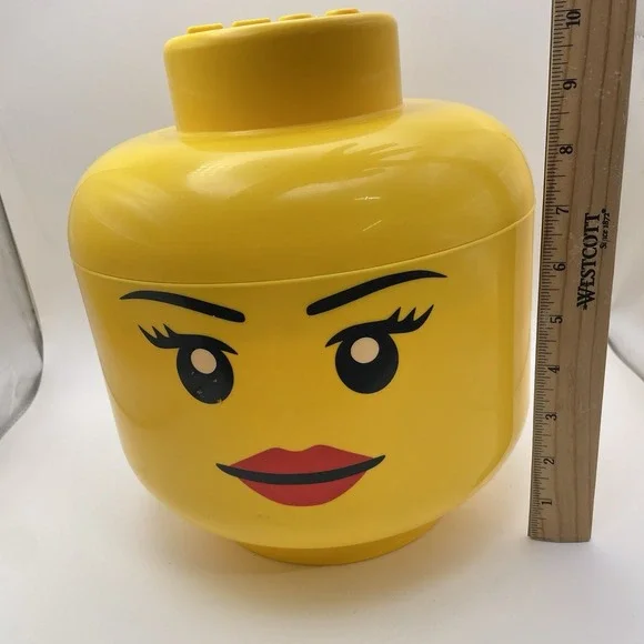 LEGO Large Storage Case Head‎ Yellow Iconic Lipstick Smile Girl Mini Figure - Picture 8 of 9